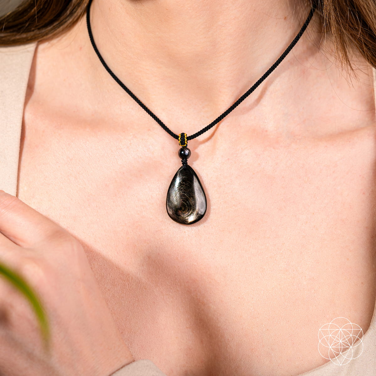 The ﻿Hypersthene Millionaire Manifestation Pendant